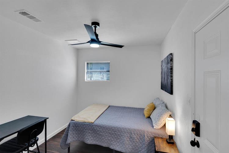 5 BR in Midlothian