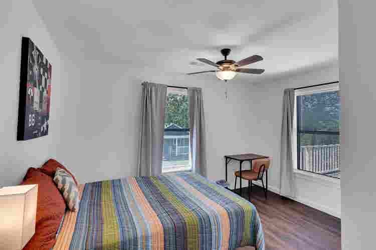 5 BR in Midlothian