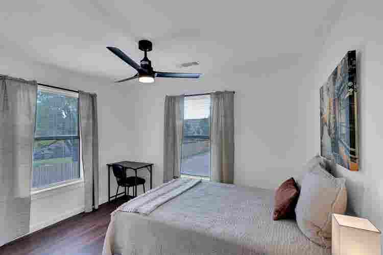 5 BR in Midlothian