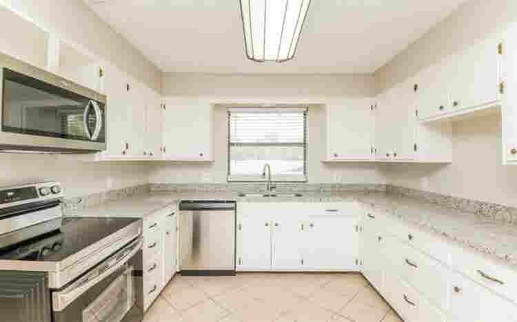Cozy Two Bedroom unit for rent