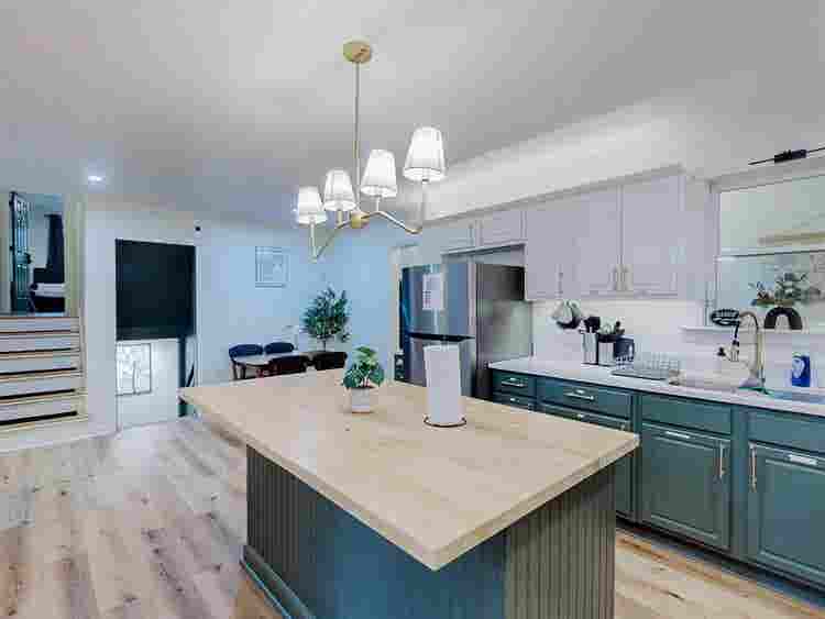 4 BR in Duluth