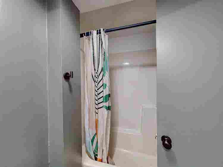 4 BR in Duluth