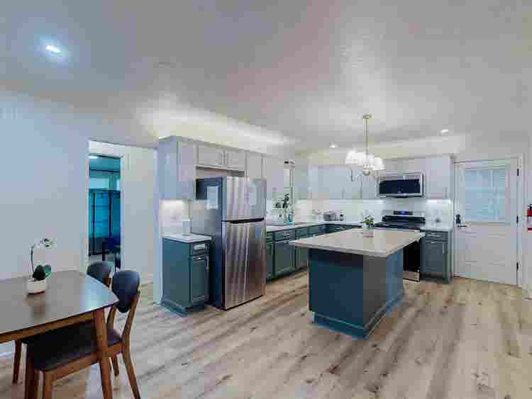 3 BR in Duluth