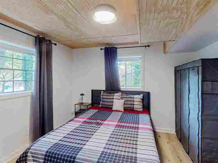 4 BR in Duluth
