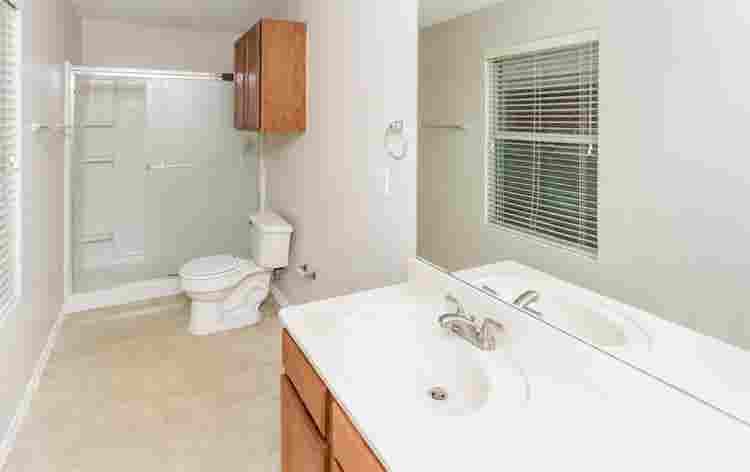 Well maintained three bedroom unit