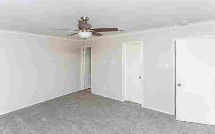 Well maintained three bedroom unit