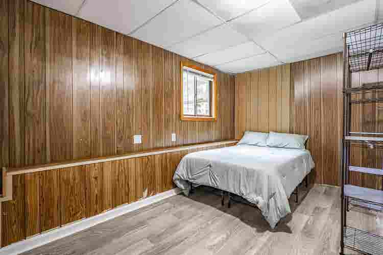 2 BR in Riverdale