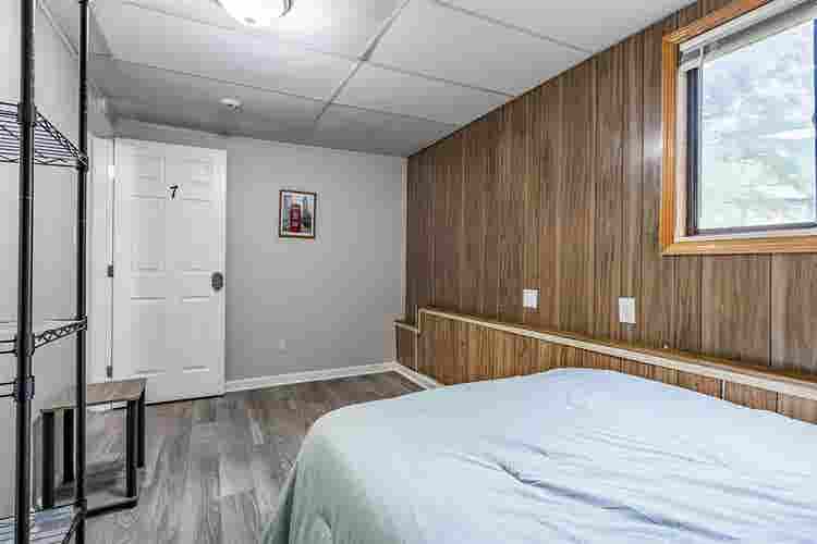 2 BR in Riverdale