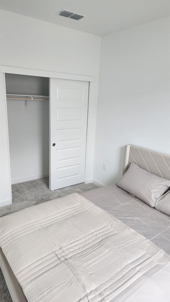 Spacious Private Room for Rent