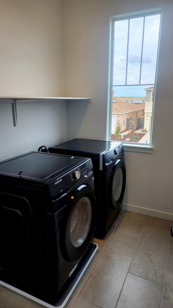 Spacious Private Room for Rent