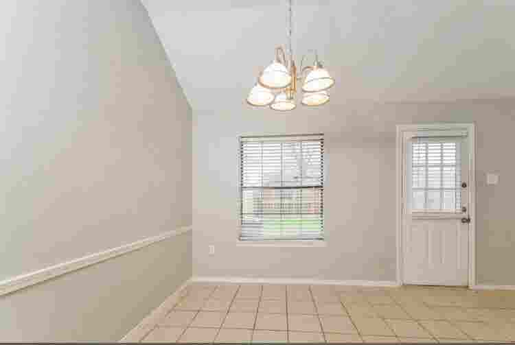 Nice two bedroom unit for rentt