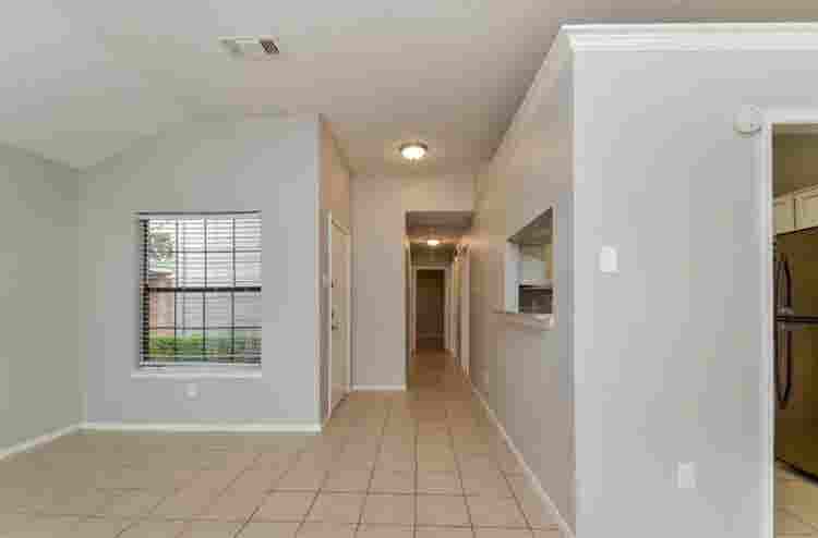 Nice two bedroom unit for rentt