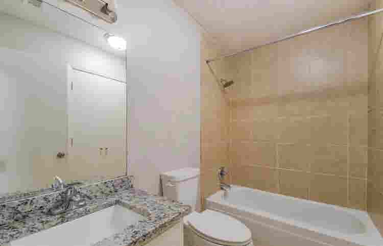 Nice two bedroom unit for rentt