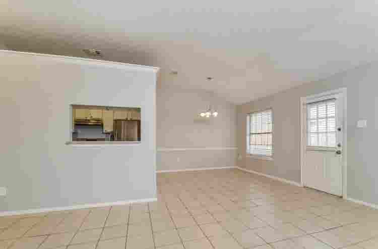 Nice two bedroom unit for rentt