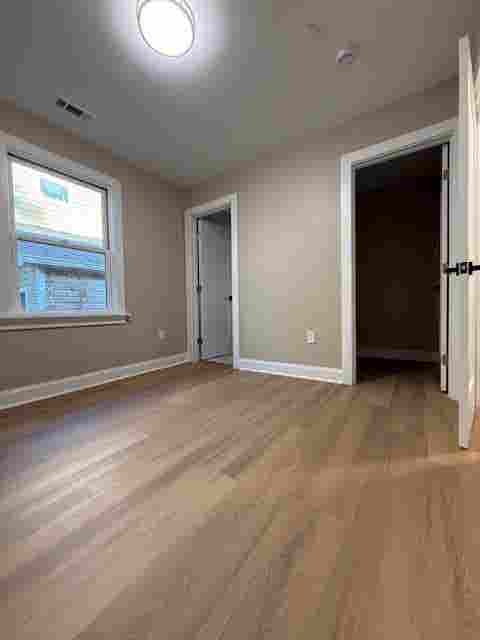 Room suite with bathroom for rent