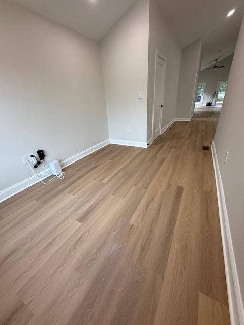 Room suite with bathroom for rent