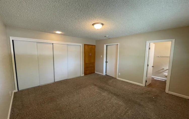 Stunning three bedroom unit