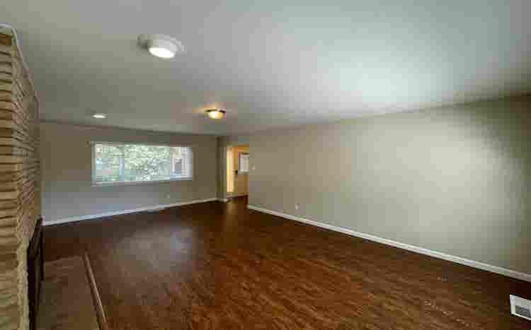 Stunning three bedroom unit