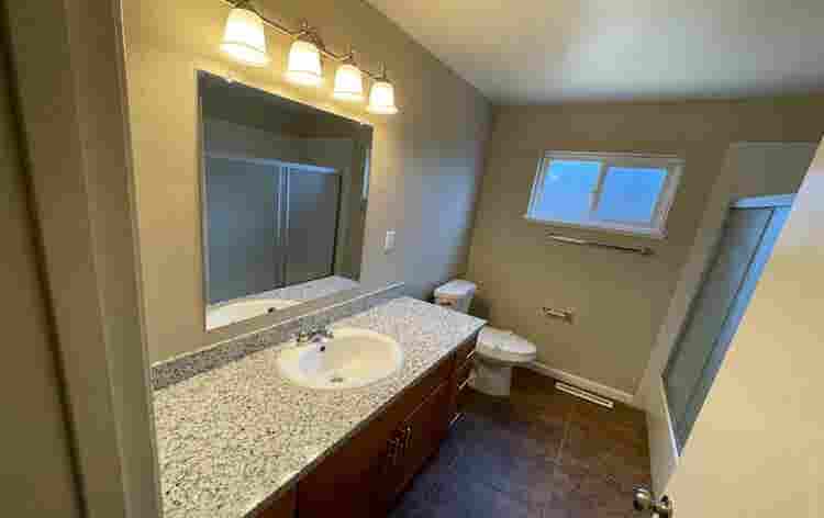 Stunning three bedroom unit