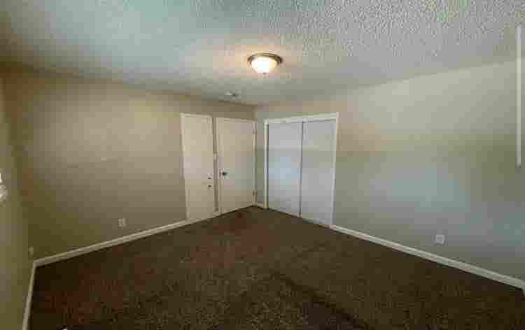 Stunning three bedroom unit