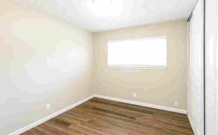 Spacious three bedroom unit