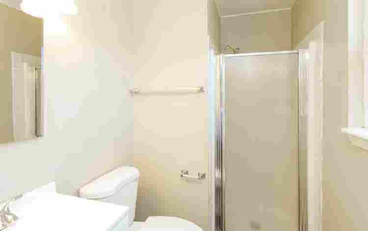 Spacious three bedroom unit