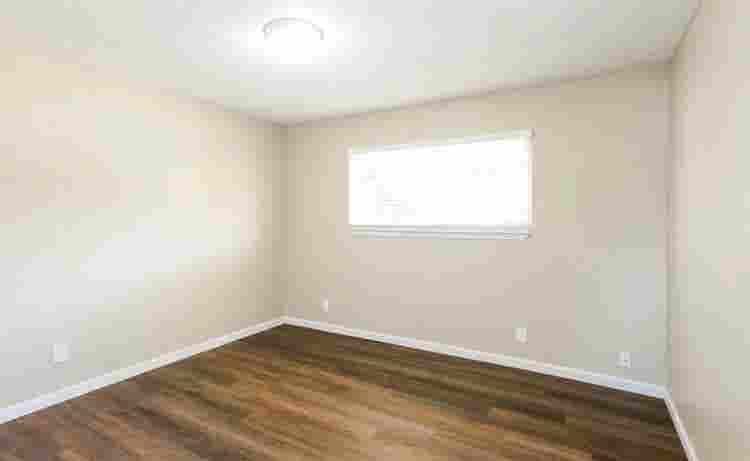Spacious three bedroom unit