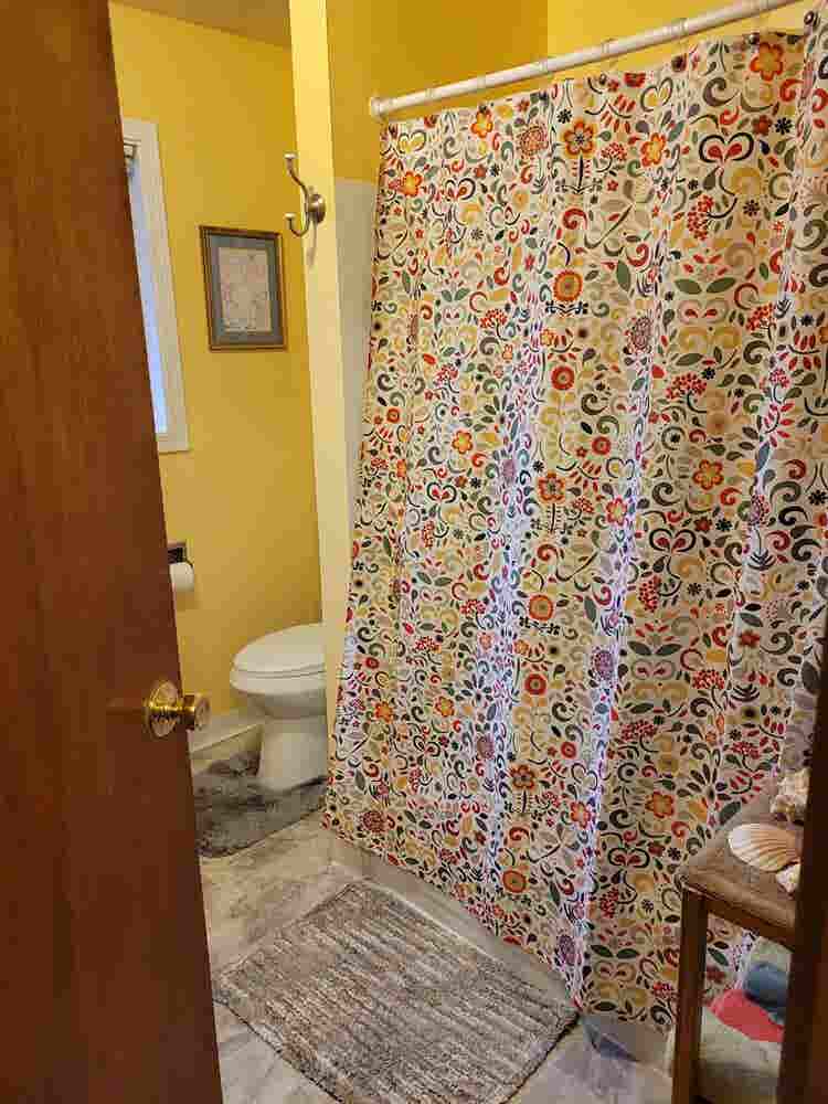 1 bedroom available