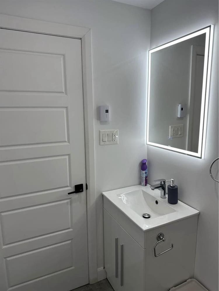 Lease transfer ASAP- 5months