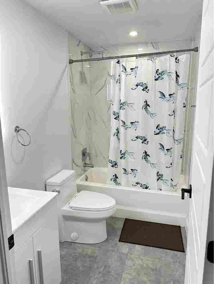 Lease transfer ASAP- 5months