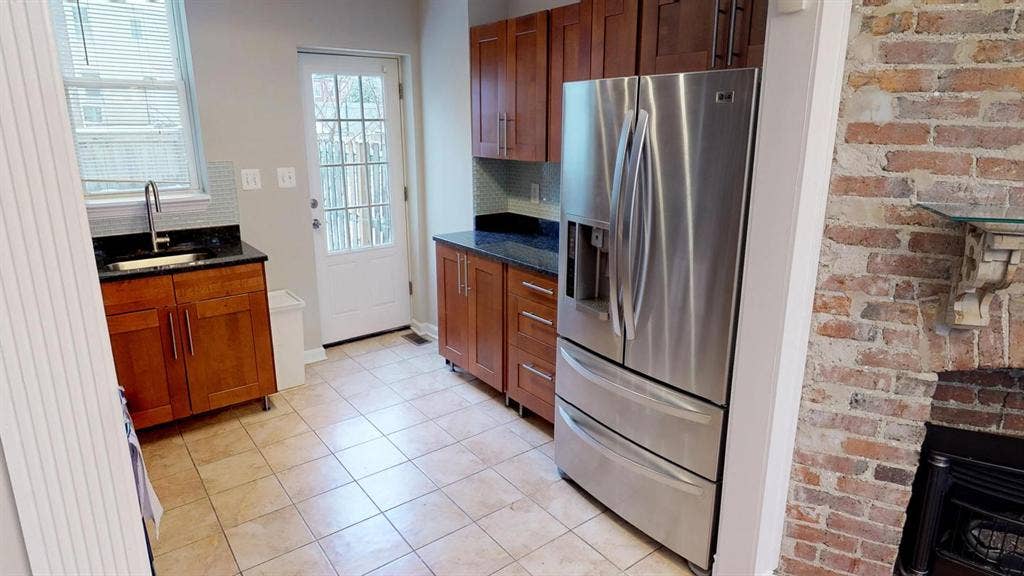 1 BR in Washington