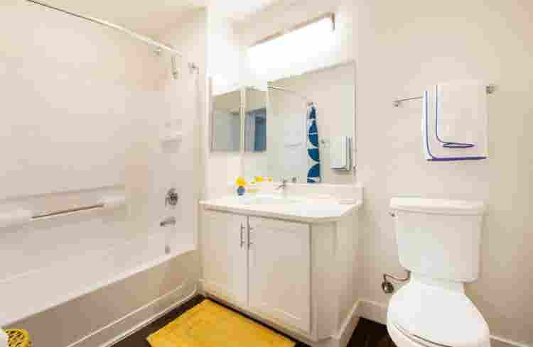 Spacious b at Presidio