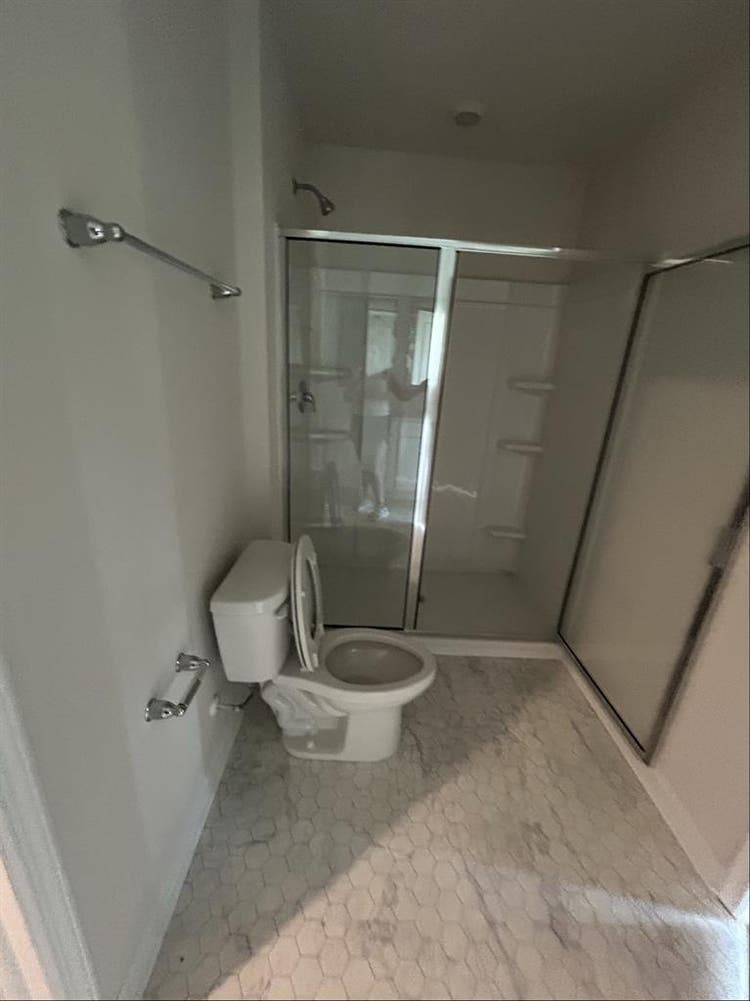 Room for rent with private bathroom