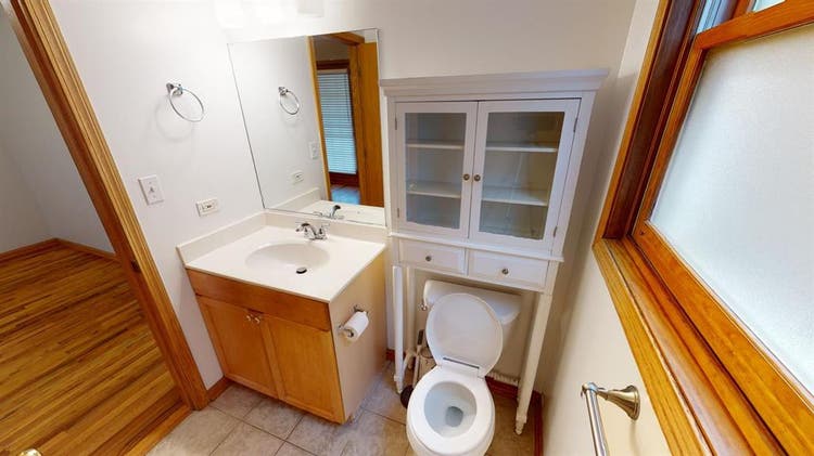 1 BR in Chicago