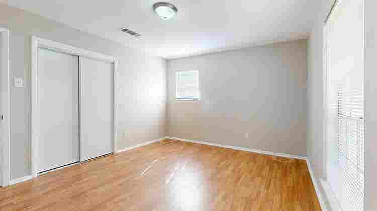1 BR in Fort Worth