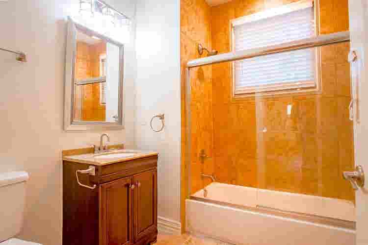 3 BR in Dallas
