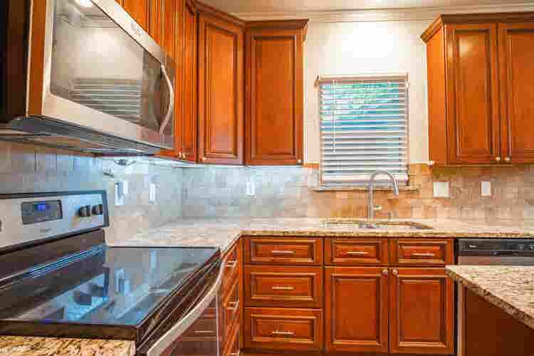 3 BR in Dallas