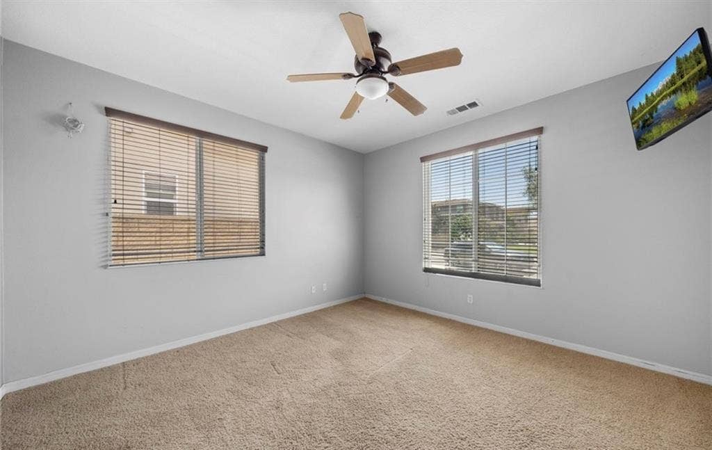 Beautiful private room for rent