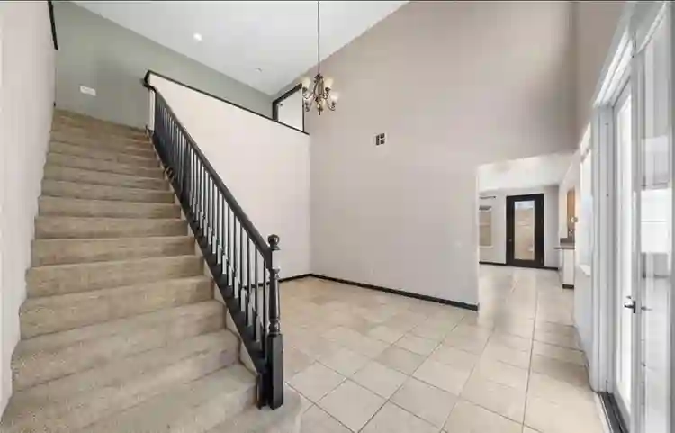 Beautiful private room for rent