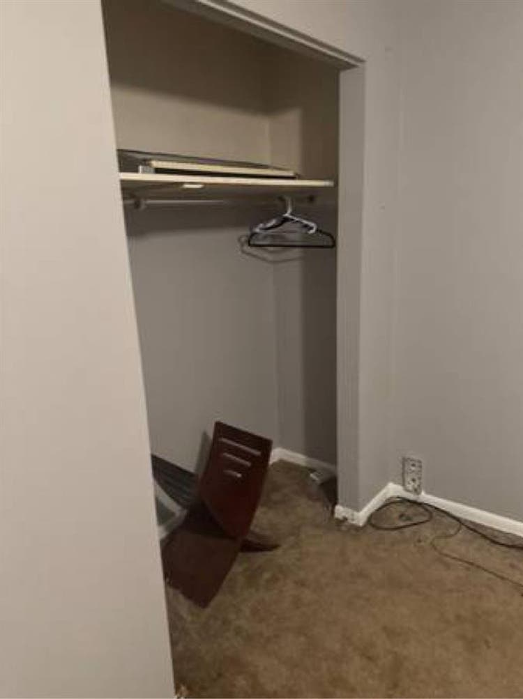 Room for rent $ a weekk