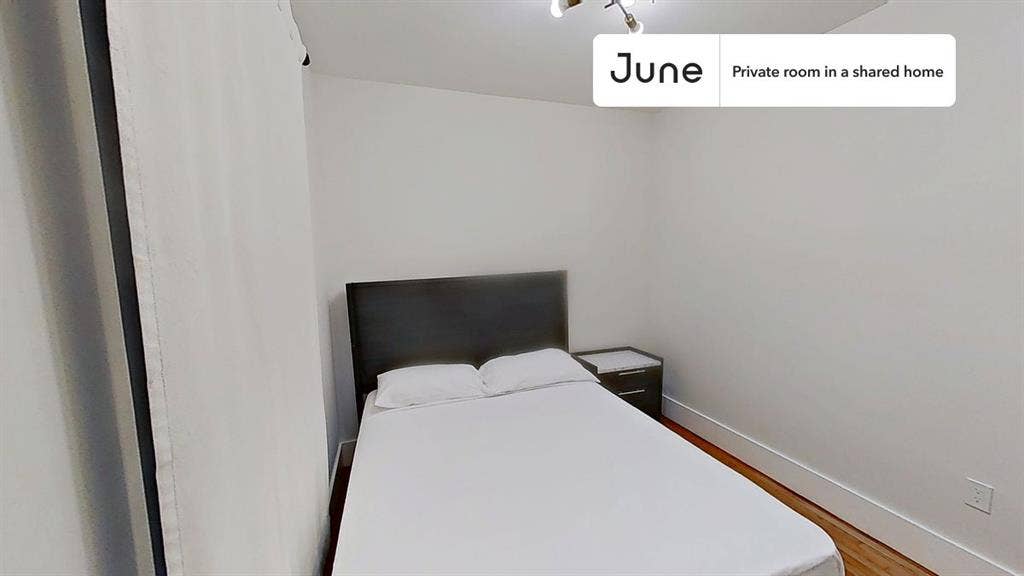 5 BR in Boston