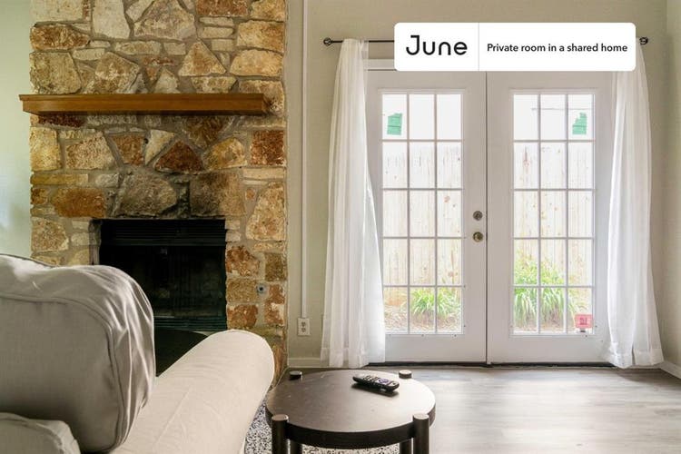 3 BR in Austin