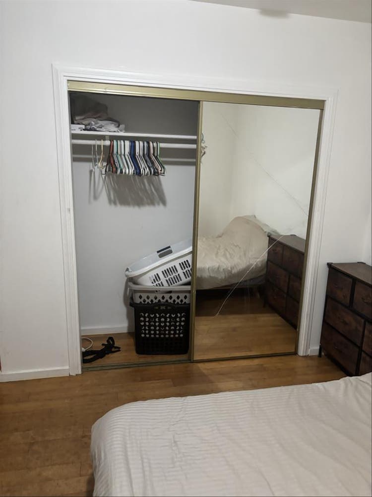 Santa Monica spare bedroom