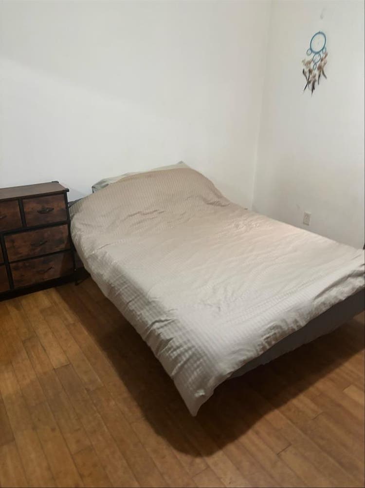 Santa Monica spare bedroom