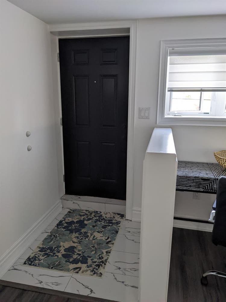 All-Inclusive Furnished Room $900 