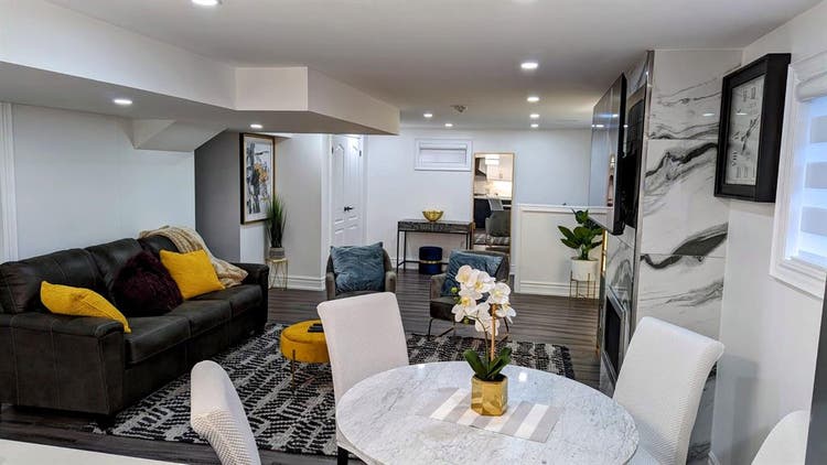 All-Inclusive Furnished Room $900 