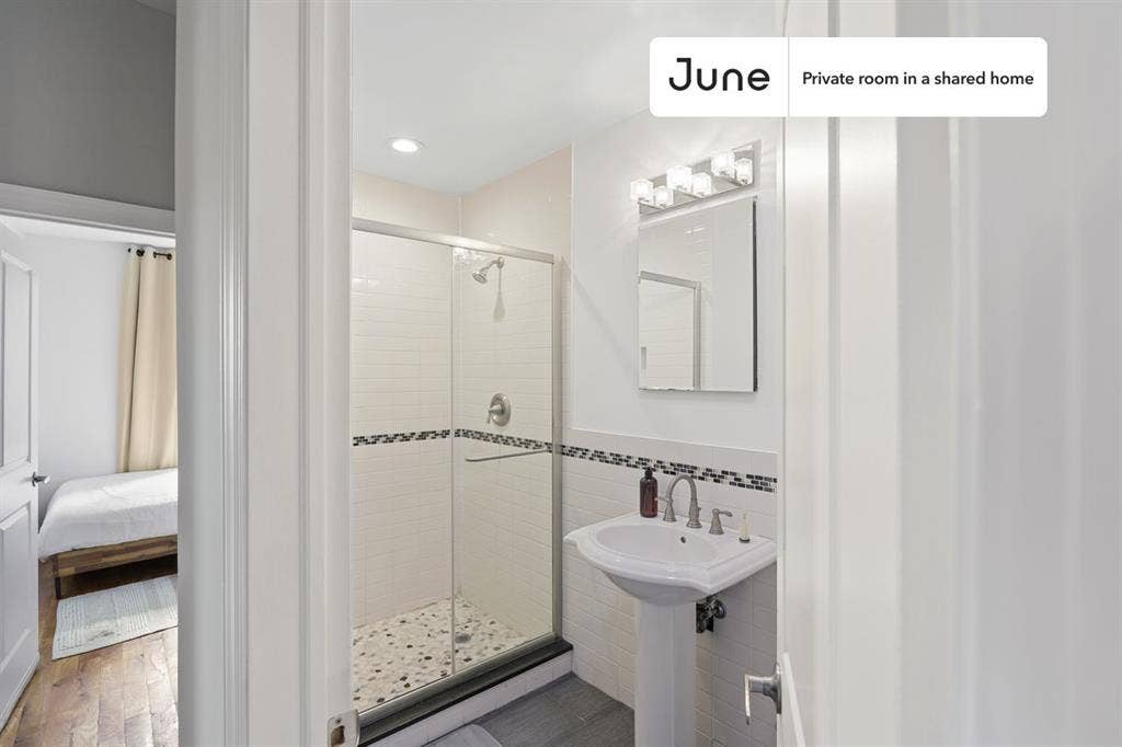 4 BR in New York City