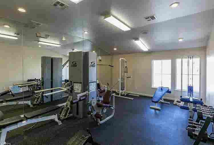 All-Inclusive – Private Bed/Bath