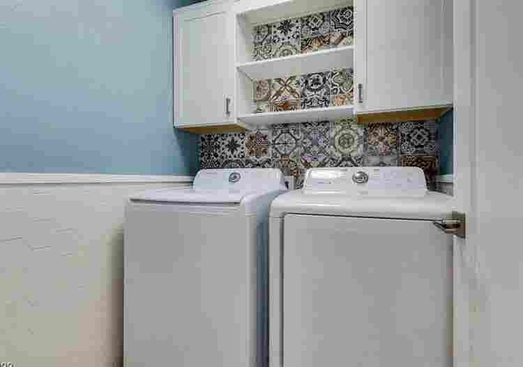 All-Inclusive – Private Bed/Bath