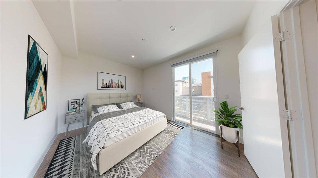 1 BR in Los Angeles